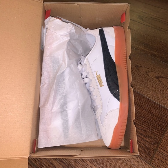 Puma Club 5v5 Suede Leather Women’s 9.5 M Sneaker Retro Shoes: EUC - Picture 10 of 12